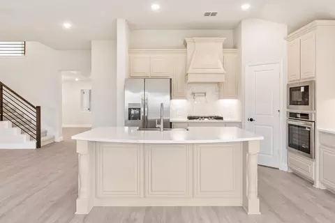 Kitchen - 917 Split Oak Ln, Anna, TX 75409 photo 2 of 2