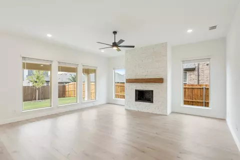 909 Split Oak Ln, Anna, TX 75409 photo 10