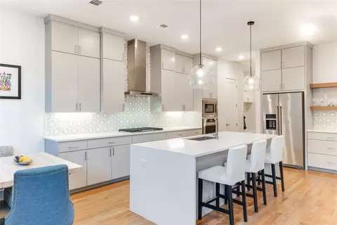 3912 Bowie Ln, Dallas, TX 75220