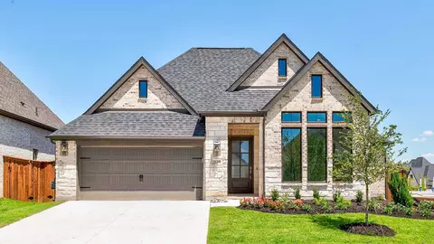 2129 Eastleigh Dr, Fort Worth, TX 76008