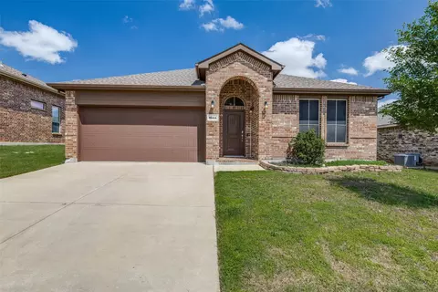 1004 Pierz Dr, Fort Worth, TX 76177