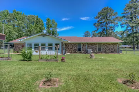 451 Burney St, Coushatta, LA 71019 photo 13