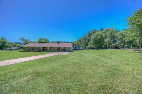 451 Burney St, Coushatta, LA 71019 photo 5