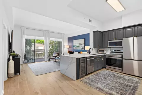 3225 Turtle Creek Blvd #330, Dallas, TX 75219