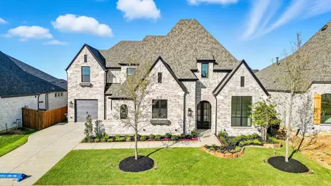 4324 Sandbrock Pkwy, Aubrey, TX 76227
