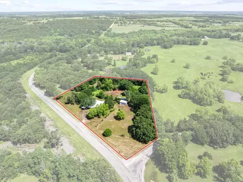 3688 N Fm 1752, Savoy, TX 75479