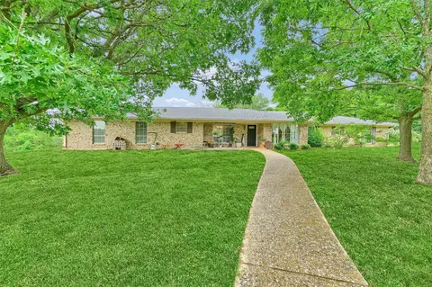 1600 N 14th St, Honey Grove, TX 75446
