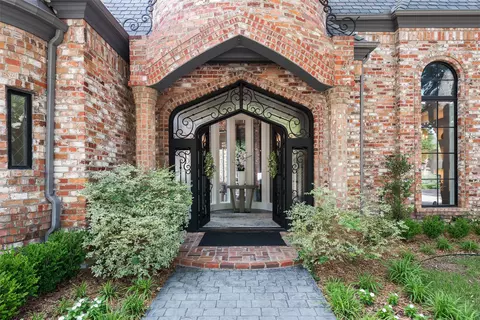 12229 Pecan Forest Dr, Dallas, TX 75230