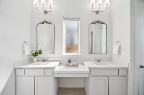 Bath - 1908 St Andrews Dr, Celina, TX 75009 photo 1 of 5