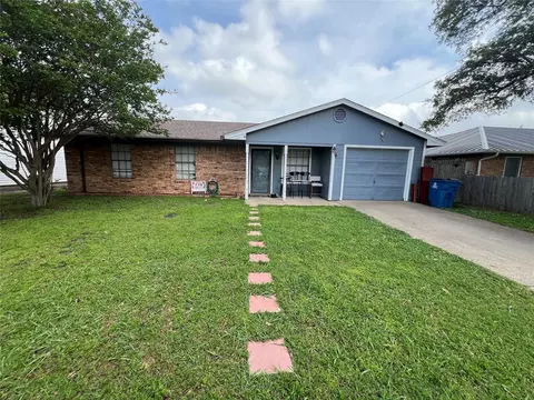 503 Cates Dr, Kaufman, TX 75142