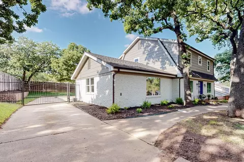 53 Devonshire Dr, Bedford, TX 76021