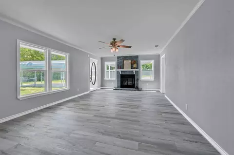 627 Coe Rd, Denison, TX 75021 photo 9