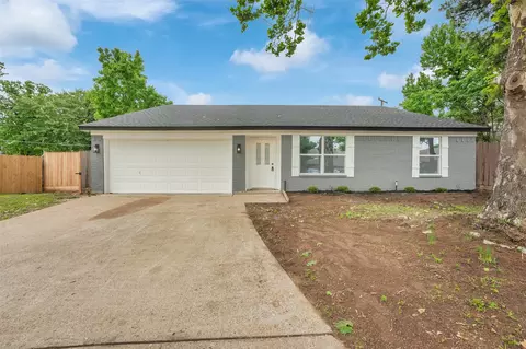4608 Willow Elm Ct, Arlington, TX 76017