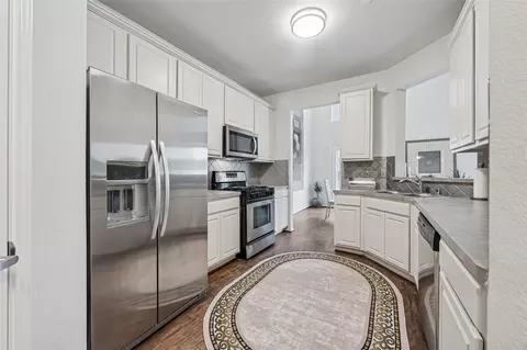 Kitchen - 7004 Eagle Vail Dr, Plano, TX 75093 photo 1 of 2