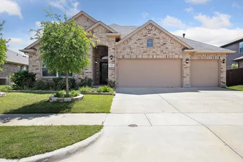 1127 Donnington Trl, Saginaw, TX 76131