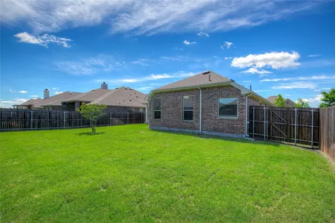 631 Devonshire Ln, Fate, TX 75189 photo 38