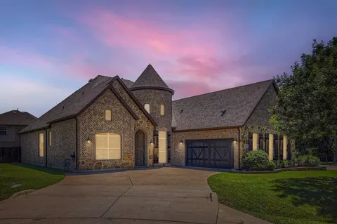 600 Oakmont Ct, Desoto, TX 75115