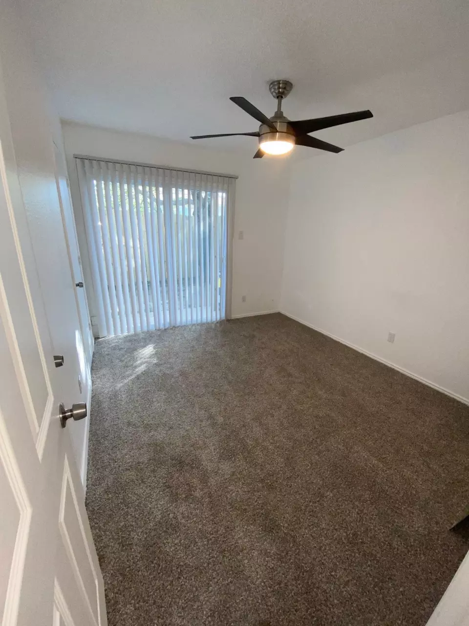 Bedroom - 311 Kings Way Dr, Mansfield, TX 76063 photo 2 of 3