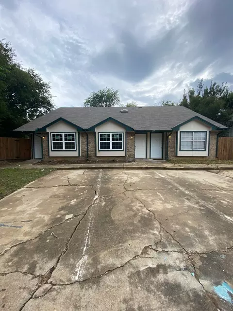 Exterior - 311 Kings Way Dr, Mansfield, TX 76063 photo 1 of 1