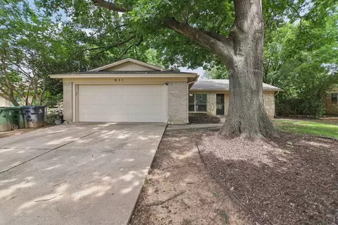 611 Buffalo Dr, Arlington, TX 76013