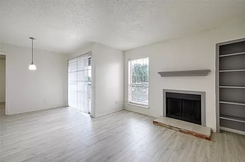 18333 Roehampton Dr #237, Dallas, TX 75252