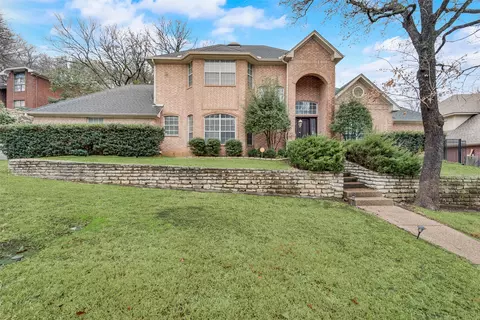 1204 Hickory Valley Ct, Arlington, TX 76006