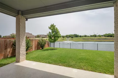 14312 Home Trl, Roanoke, TX 76262