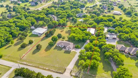 1811 Ashford Ln, Midlothian, TX 76065