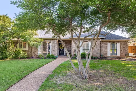 1225 Cloudy Sky Ln, Lewisville, TX 75067