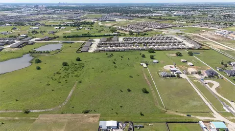 8751 Wagley Robertson Rd, Fort Worth, TX 76131