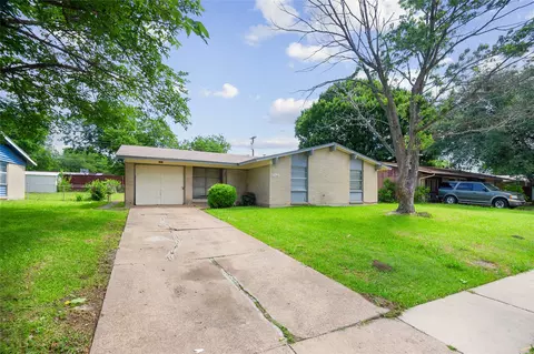 2500 Bamboo St, Mesquite, TX 75150