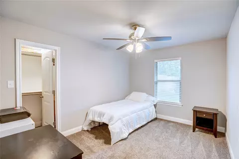 Bedroom - 806 Chase Ave, Cleburne, TX 76031 photo 4 of 9