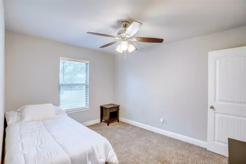 Bedroom - 806 Chase Ave, Cleburne, TX 76031 photo 5 of 9