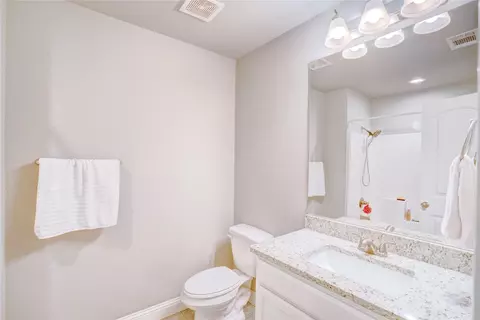 Bath - 806 Chase Ave, Cleburne, TX 76031 photo 1 of 5