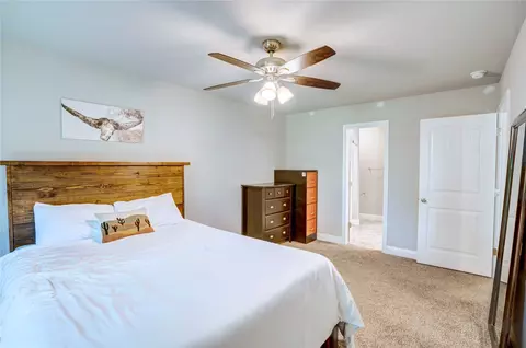 Bedroom - 806 Chase Ave, Cleburne, TX 76031 photo 8 of 9
