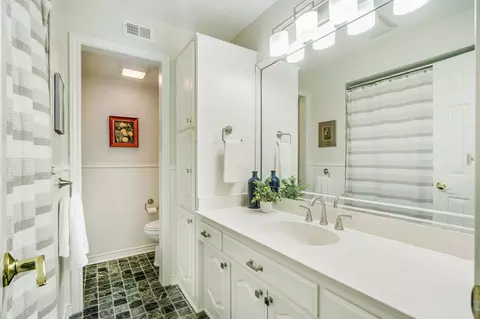 Bath - 320 Crestover Dr, Richardson, TX 75080 photo 3 of 3