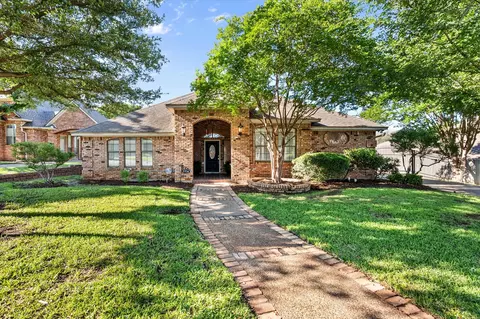 6706 Mt Vernon Ct, Arlington, TX 76017