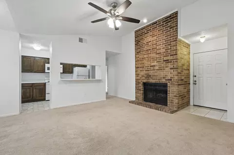 2000 Willoughby Ln #5520, Arlington, TX 76011
