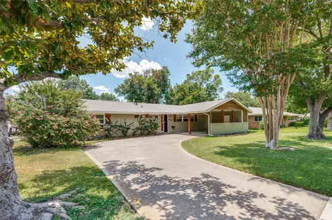 3616 Woodleigh Dr, Dallas, TX 75229
