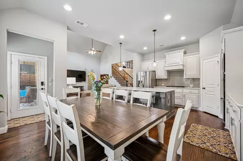 108 Griffith Ct, Euless, TX 76039 photo 15