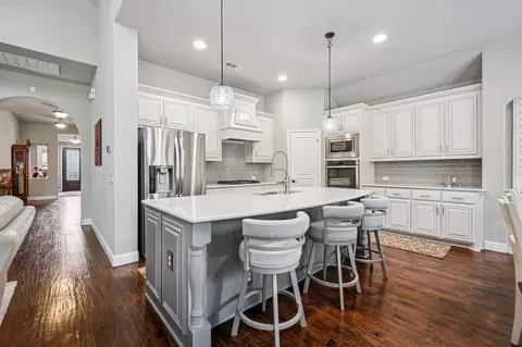 108 Griffith Ct, Euless, TX 76039 photo 11