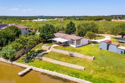 3107 Sunrise Ct, Granbury, TX 76048