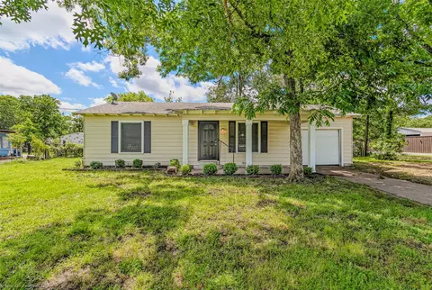 1600 N Frances St, Terrell, TX 75160