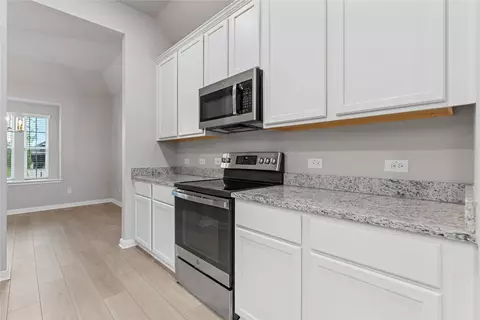 Kitchen - 3625 Beutel Rd, Lorena, TX 76655 photo 4 of 4