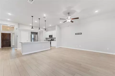 Living - 3625 Beutel Rd, Lorena, TX 76655 photo 3 of 4