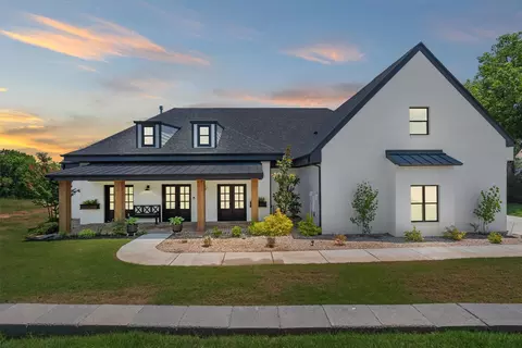 9700 Bellechase Rd, Granbury, TX 76049