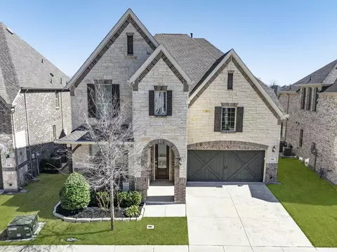 720 Waterbrook Pkwy, Argyle, TX 76226