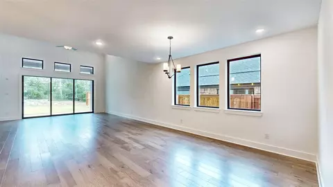 Living - 1516 Larson Ln, Denton, TX 76210 photo 1 of 3