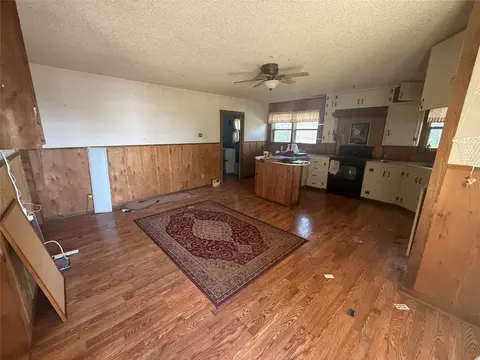 Living - 546 Apache Ln, Abilene, TX 79601 photo 1 of 3