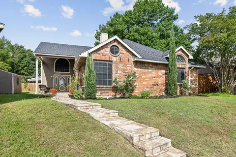 400 Crooked Ln, Mesquite, TX 75149